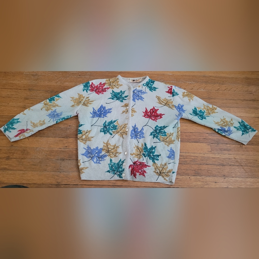 Vintage 1950s Featherknits Autumn Leaves Cardigan Size Small
